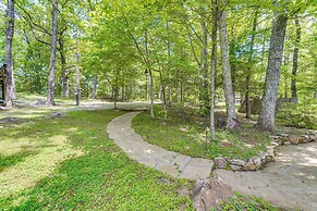 Tallassee Family Home w/ Stunning Smoky Mtn Views