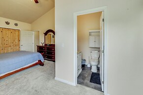 Cozy Clearwater Apartment - Hike, Fish & Explore!