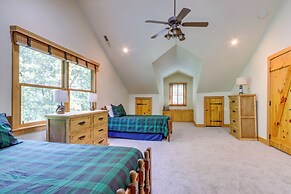 Rogers Cabin on 17 Acres w/ Wraparound Deck!
