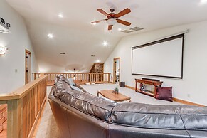 Rogers Cabin on 17 Acres w/ Wraparound Deck!