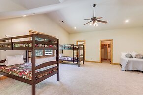 Rogers Cabin on 17 Acres w/ Wraparound Deck!