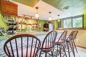 Menasha Home w/ Patio - Walking Distance to Lake!