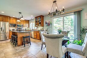 Menasha Home w/ Patio - Walking Distance to Lake!