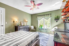 Menasha Home w/ Patio - Walking Distance to Lake!