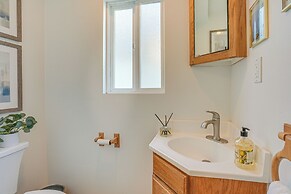 Charming Santa Cruz Studio w/ Private Hot Tub