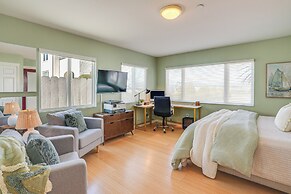 Charming Santa Cruz Studio w/ Private Hot Tub