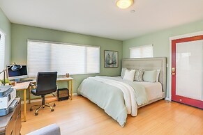 Charming Santa Cruz Studio w/ Private Hot Tub