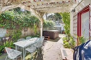 Charming Santa Cruz Studio w/ Private Hot Tub