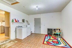 Pace Family Home: 1 Mi to Beach & Park!