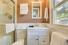 Charming Highland Falls Home < 2 Mi to West Point!
