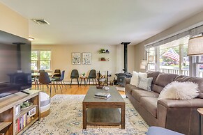 Charming Highland Falls Home < 2 Mi to West Point!