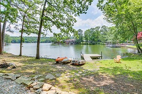 Scenic Studio on Lake Desoto w/ Patio!