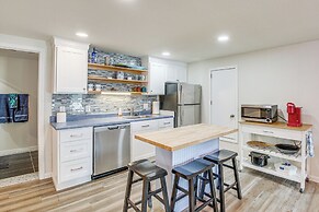 Scenic Studio on Lake Desoto w/ Patio!