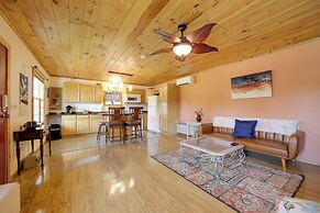 Charming Smokies Home Near National Park!
