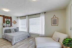 Quaint Greenbrier Apartment < 24 Mi to Nashville