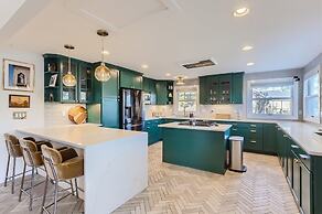 Nederland Mountain Haven 3 Bedroom Bungalow by RedAwning