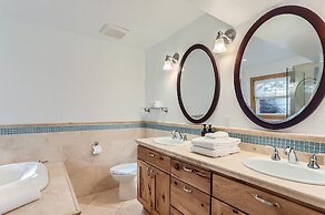 Nederland Mountain Haven 3 Bedroom Bungalow by RedAwning