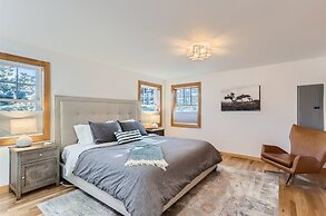 Nederland Mountain Haven 3 Bedroom Bungalow by RedAwning