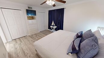 Sandpiper Cove 1086 2 Bedroom Condo by RedAwning