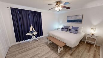 Sandpiper Cove 1086 2 Bedroom Condo by RedAwning