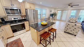 Sandpiper Cove 1086 2 Bedroom Condo by RedAwning