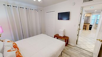 Sandpiper Cove 1086 2 Bedroom Condo by RedAwning