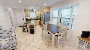 Sandpiper Cove 1086 2 Bedroom Condo by RedAwning
