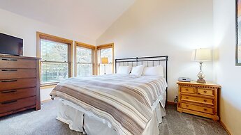 Snowcreek V #874 3 Bedroom Condo by RedAwning