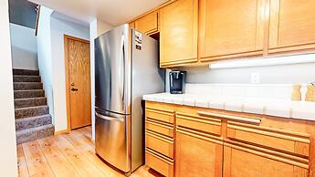 Snowcreek V #874 3 Bedroom Condo by RedAwning