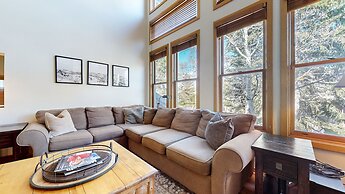 Snowcreek V #874 3 Bedroom Condo by RedAwning