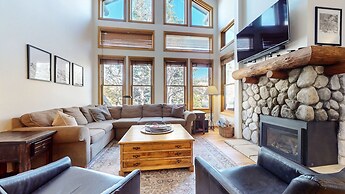 Snowcreek V #874 3 Bedroom Condo by RedAwning