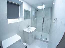 No. Twenty Hotel & Bar