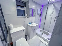 No. Twenty Hotel & Bar