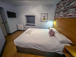 No. Twenty Hotel & Bar