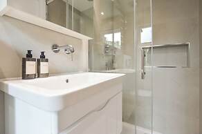 Split Level Studio at West Hampstead