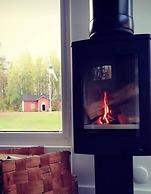 Old Pine Husky Lodge