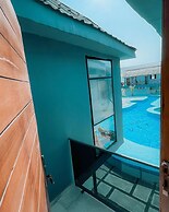 1 bedroom penthouse on the beach ikate