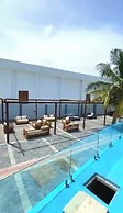 1 bedroom penthouse on the beach ikate