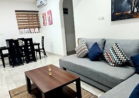 Beautiful Quiet & Cozy  Close to Highway