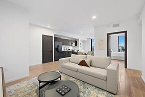 Lux Condo with Stunning Miami Views