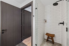 Lux Condo with Stunning Miami Views