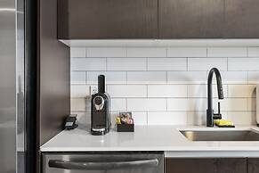 Lux Condo with Stunning Miami Views