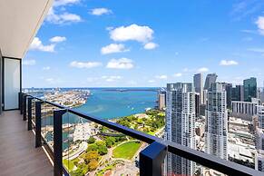 Lux Condo with Stunning Miami Views