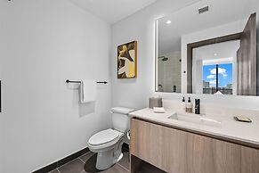 Lux Condo with Stunning Miami Views