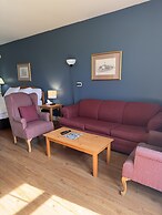 Stone Willow Inn