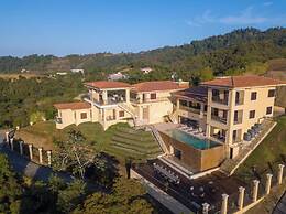 Casa Amarillo Jaco Costa Rica