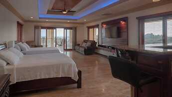 Casa Amarillo Jaco Costa Rica