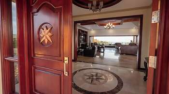 Casa Amarillo Jaco Costa Rica