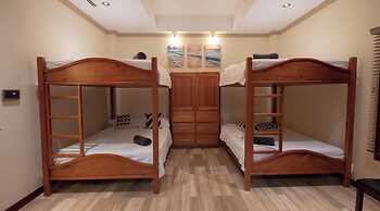 Casa Amarillo Jaco Costa Rica