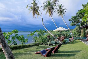 South Point Cottage - Whole Villa 3 Bedrooms (Sleeps 6)